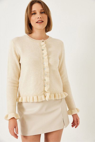 Bianco Lucci Women's Buttoned Ruffled Knitwear Cardigan 20246946
