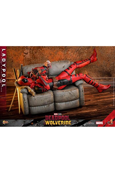 Genel Markalar -Ladypool (Lady Deadpool) Sixth Scale Figure