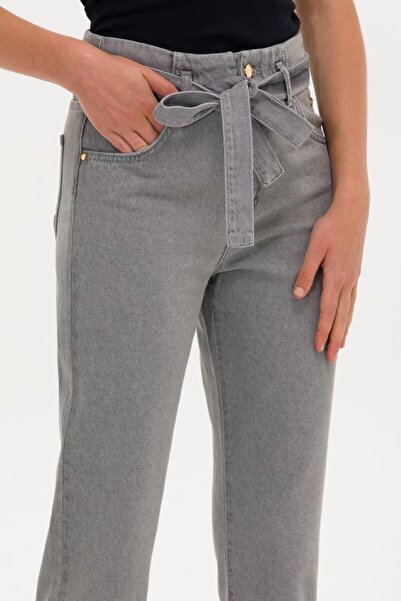 U.S. Polo Assn. Normal Bel Boru Paça Mom Fit Mavi Kadın Denim Pantolon Soly-grı