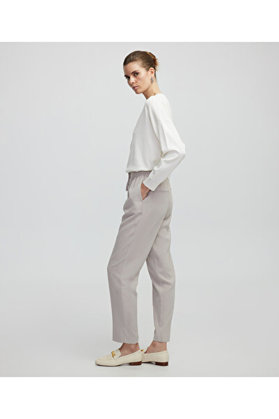 İpekyol Carrot fit pants.