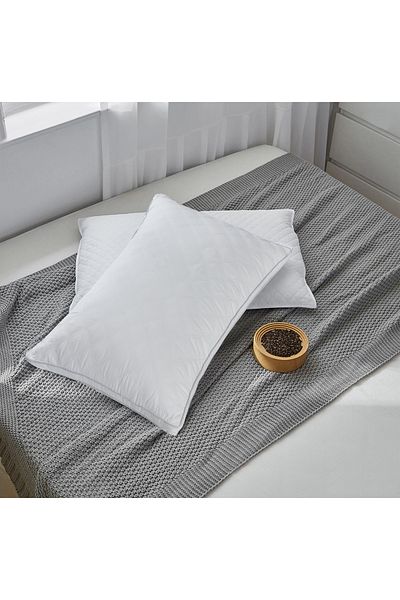 Generic Pack of 2 Cotton 1.5 Kg Sleeping Pillows Size 50x75 Cm Filled with 100% Polyester Fiber