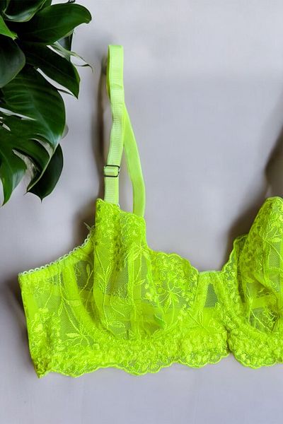 BLİSS WEAR FASHION طقم ملابس داخلية حمالة صدر منقوشة للنساء