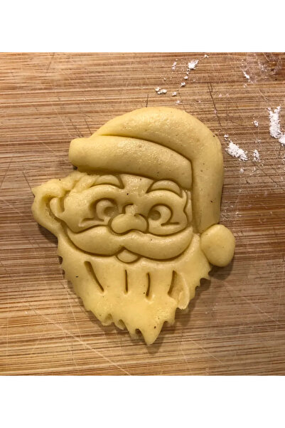 Cypnova قالب بسكويت سانتا كلوز – قطعتين باللون الأبيض، تصميم يعكس مزاج السنة ...