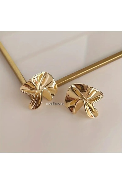 mos&more Gold Asymmetrical Women's Earrings