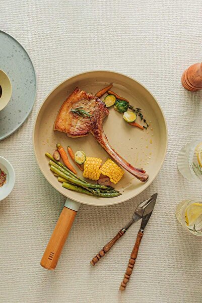 NEOFLAM Fika Aluminum Cast Pan 30 cm Beige