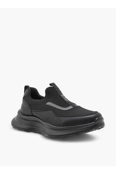 Lee Cooper حذاء رياضي سهل الارتداء للرجال