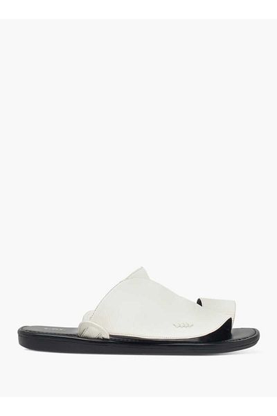 LBL by Shoexpress Textured Slip-On Arabic Sandals with Toe Loop