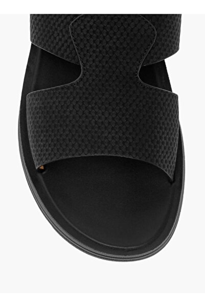 LBL by Shoexpress Textured Slip-On Arabic Sandals