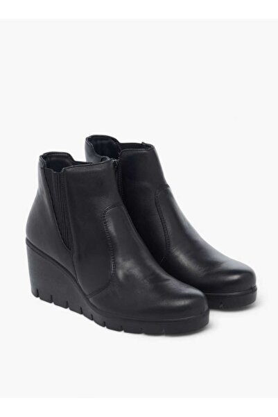 Le Confort حذاء الكاحل سهل الارتداء بكعب إسفيني