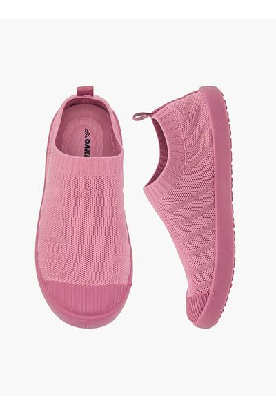 Oaklan by Shoexpress حذاء رياضي سهل الارتداء من Oaklan من Shoexpress