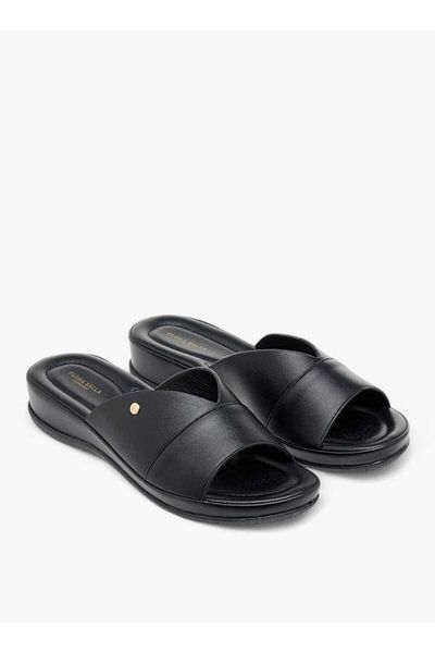 Flora Bella by Shoexpress Flora Bella Solid Open Toe Slip-On Sandals