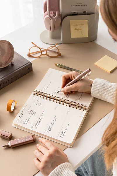 PAPERORA Ροζ Α5 Σπειροειδής Λινό Ατελείωτο Πρόγραμμα Πρόγραμμα Ατζέντα