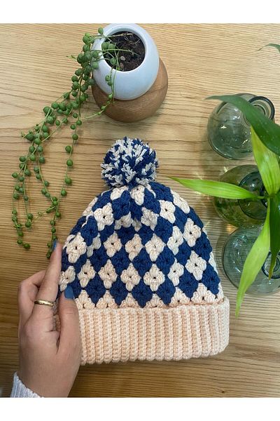 MODA EGE Women's Thick Hand Knitted Colorful Pompom Beret