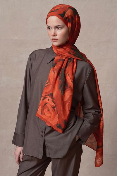Qef Red Shawl Rose Modal Brush