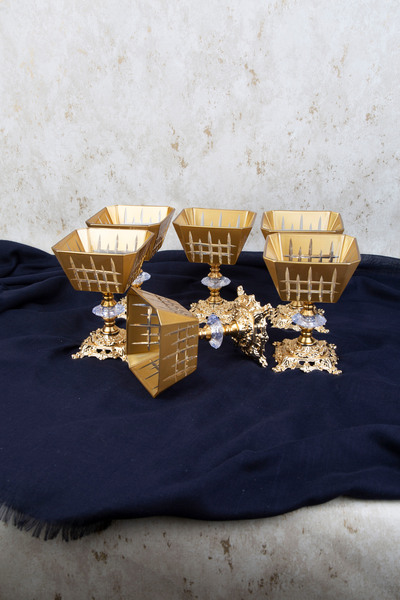 ARGKRİSTAL وعاء آيس كريم مزين بقطع بارد ومفصل باللون الذهبي من KRN مكون من 6 قطع - وعاء حلوى مع الحليب