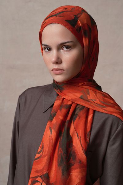 Qef Red Shawl Rose Modal Brush
