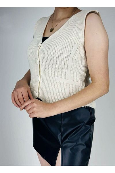Chip Pepper Vest Coating Buttoned Knitting Detail Short Vest