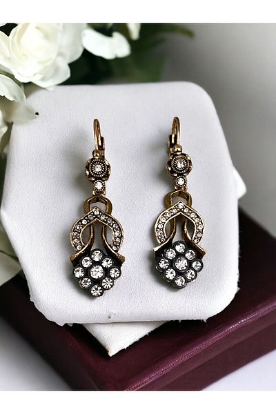 FAYRA ACCESSORIES Zircon Stone Daisy Figured Earrings