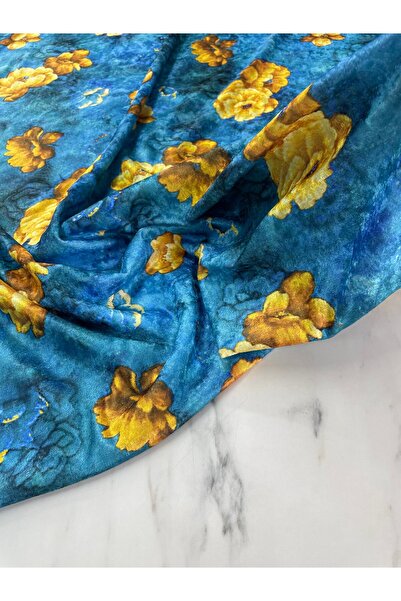 ipekkumaş Mavi Çiçek Desen Elbiselik Kadife Kumaş Mavi Çiçek Desen Elbiselik Kadife Kumaş