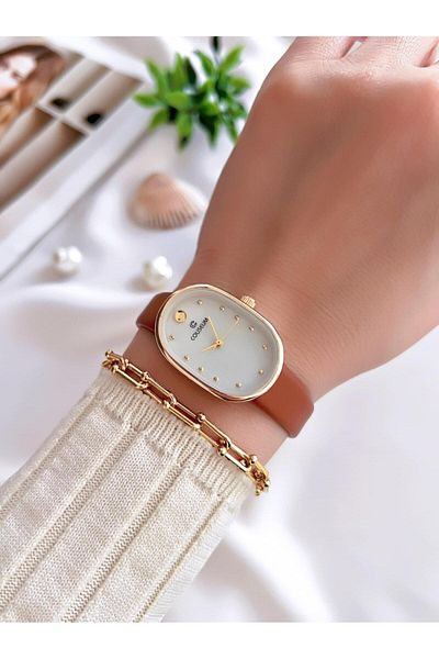Coliseum Vintage Leather Band Women's Wrist Watch and Bracelet Set - Cl8104.Bm1