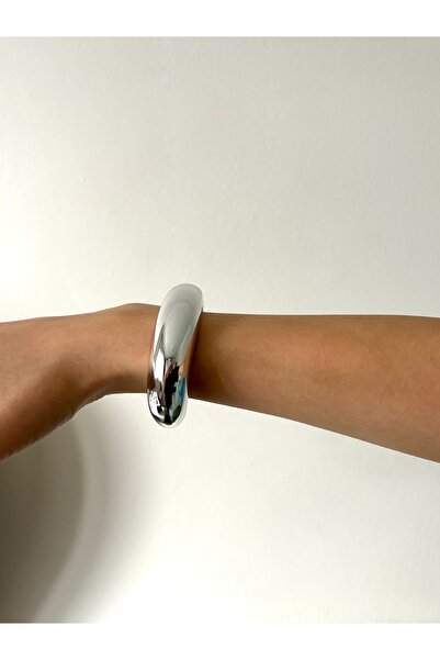 Ressia أصفاد نسائية سميكة ومسطحة موديل VIP