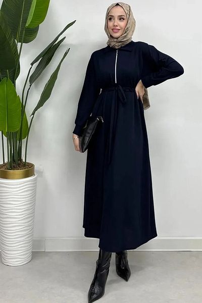 Tesettür Diyarı Φόρεμα Hijab από ριμπ πλεκτό ύφασμα με λεπτομέρεια με φερμουάρ