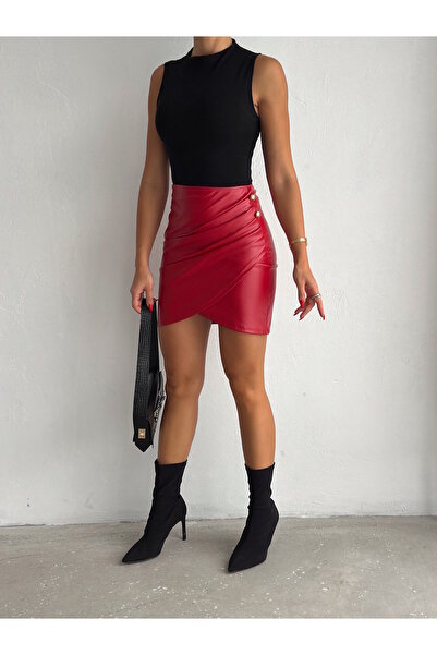 MaxiMor Women's Red Faux Leather Front Gathered Button Detailed High Waist Asymmetrical Mini Skirt