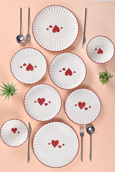 ŞURA MUTFAK 2 Kişilik Love Serisi Yemek Takımı 8 Parça Kalp Desenli