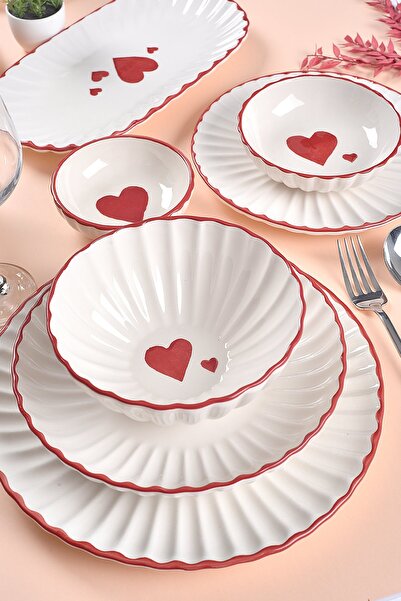ŞURA MUTFAK 2 Kişilik Love Serisi 14 Parça Yemek Takımı ve Kahvaltı Takımı Kalp Desenli