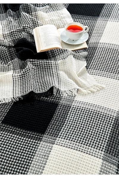 Elaganya Black Plaid Gunes Model - Double Pique 200X230