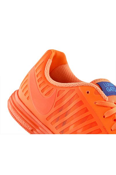 Nike Lunargato Ii Futsal Shoes / Hall Shoes (1 Size Night Size)