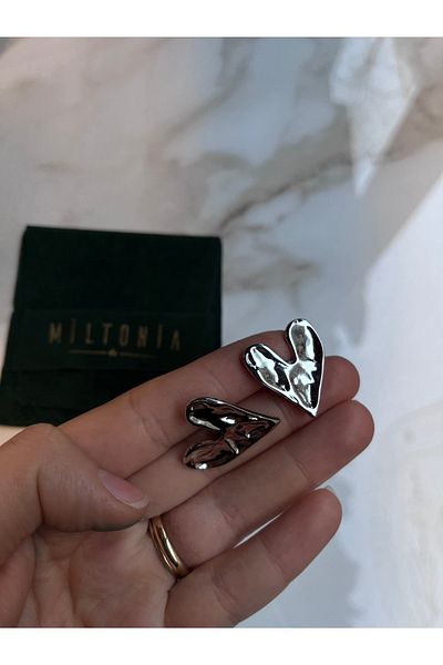 Miltonia Trapezoid Heart Steel Earrings