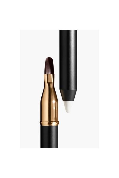 Chanel Lip Liner for Shaped Lips That Enhances Lipstick's Persistence-152 Clear