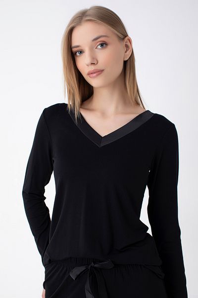 ALIN Homewear Set pijama cu decolteu în V cu detaliu din satin