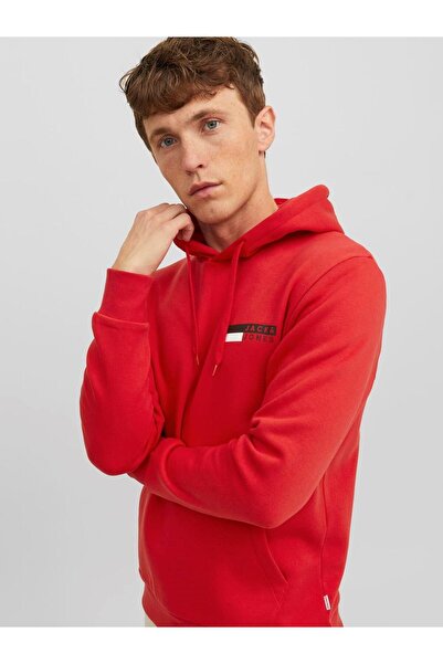 Jack & Jones سويت شيرت بقلنسوة مطبوع عليه نص للرجال 12233599