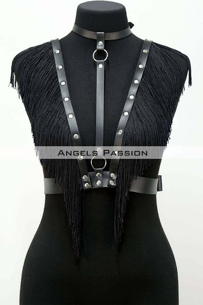 Angels Passion Φούντα και δερμάτινο μπουστάκι, φούντες Clubwear, δερμάτινο μπουστάκι