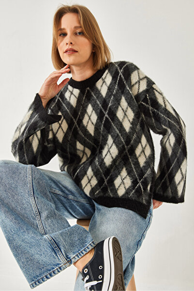 Bianco Lucci Women's Raised Lozenge Split Knitwear Sweater 20246344