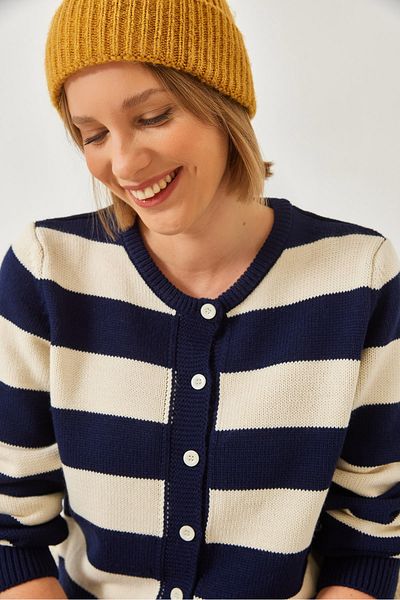 Bianco Lucci Women's Striped Knitwear Cardigan 20246868