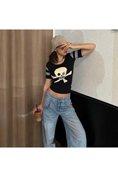 Köstebek Crop negru Harajuku Fashion Oldskull cu mânecă scurtă