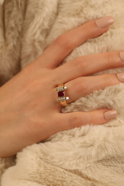 Çgk Çiğdem Gürel Kuyumculuk Kırmızı Taşlı Baget Altın Yüzük