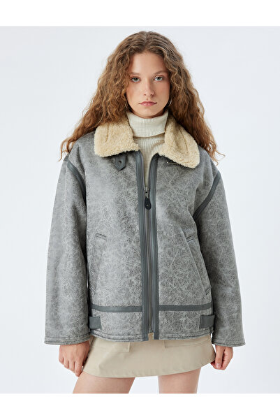 Koton Oversize bunda z umělé kůže - plyšový límec, detail kapsy na zip