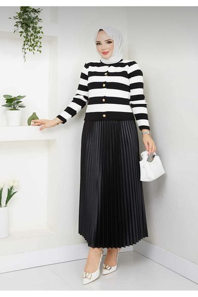 Şule Giyim Women's Elastic Waist Pleated Skirt Knitwear Buttoned Front Cardigan Combination