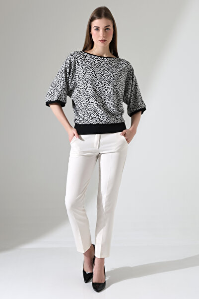 Şiir Melipilla Women's Soft Textured Bat Three Quarter Sleeve Leopard Jacquard Knitted Blouse & Combed Cotton Blouse - Ecrublack