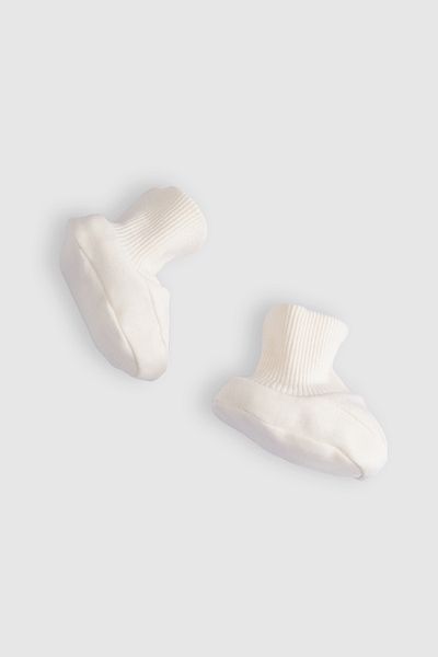 Little Gusto Organic Cotton Newborn Ecru Booties