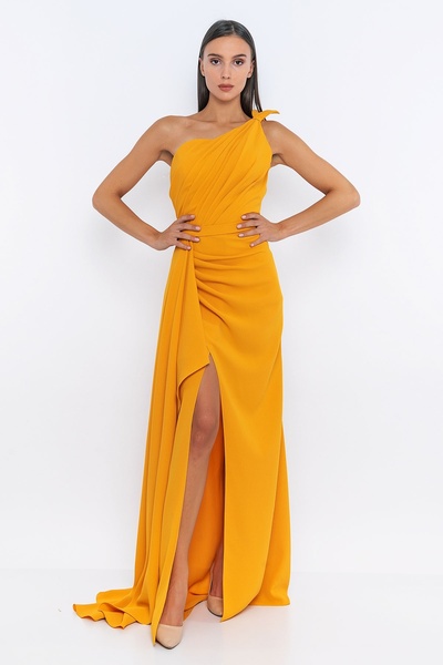 INVIDIA Tek Omuz Drapeli Yırtmaç Detaylı Elbise