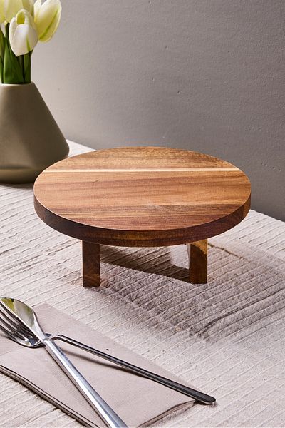 Perotti Morry Acacia Pedestal Presentation