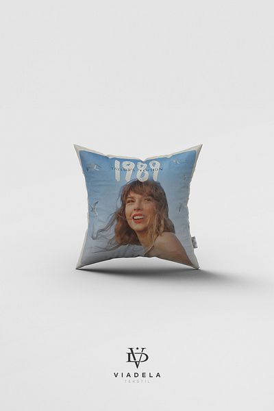 Viadela 1989 Taylor Swift Aruncă Pernă