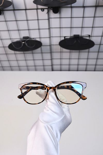 LOOKUP Blue Glasses with Light Protection - Optical Compatible Frame, Screen Protector Attachment, 50 Length X 140 Height X 40