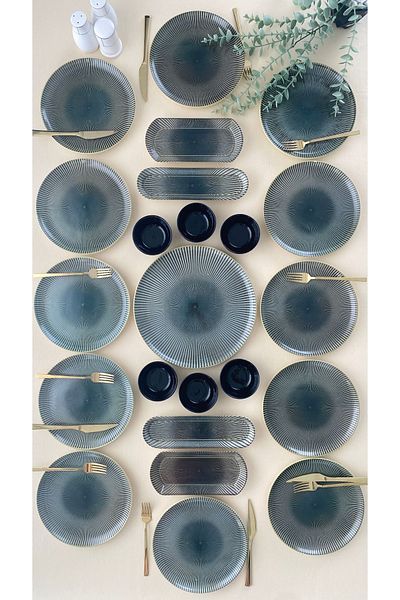 QUEEN Green Gold 12-Person 23 Piece with Saucer Breakfast Set