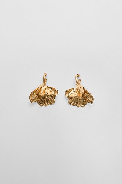 Stradivarius Textured faux pearl flower earrings